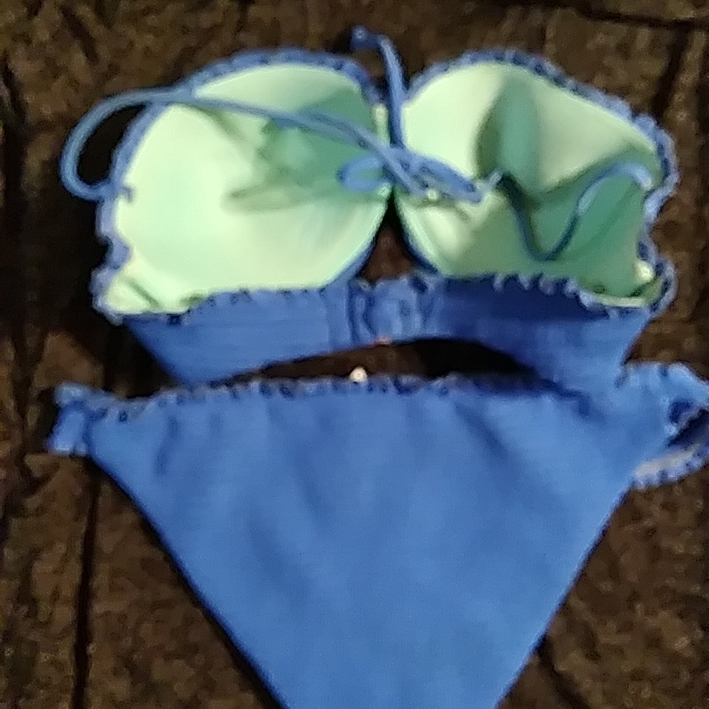 Blue Victoria secret bikini - Picture 4 of 4